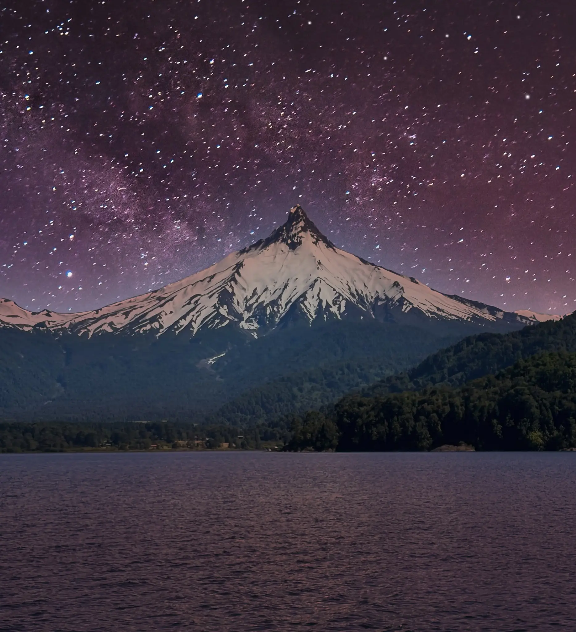 Vulcão sob um céu estrelado em uma experiência Ekonova